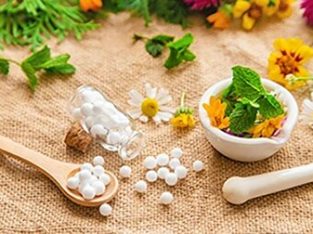 Good Homeopathic Doctor in Delhi